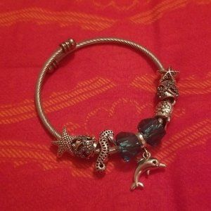 NWT Coastal Charm Stretch Cuff Bracelet
